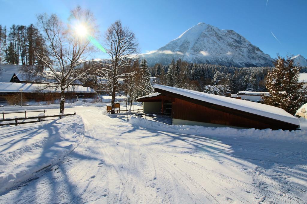 Ivos Sonnenpension Leutasch Bagian luar foto